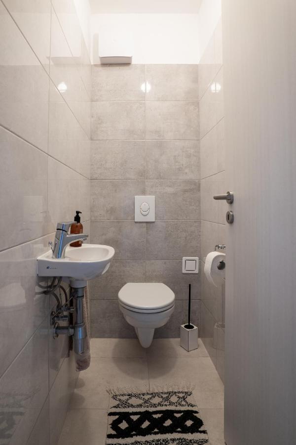 Cesar Apartman Sopron Extérieur photo